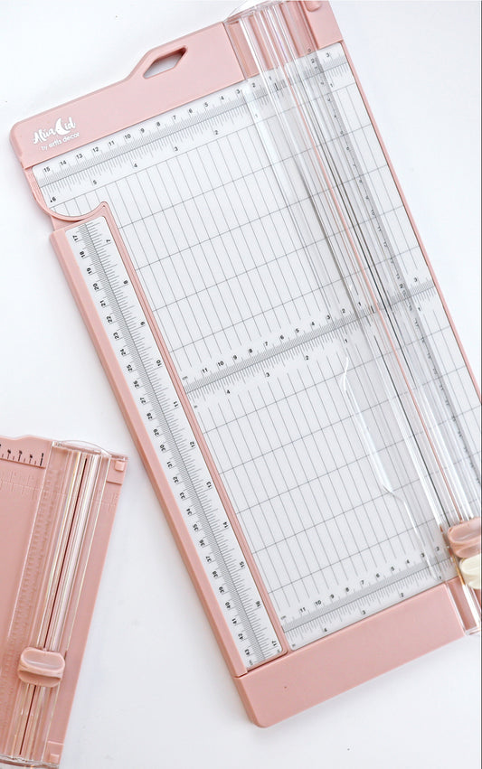 Cizalla grande Trimmer + cuchilla y marcador Rosa Alua Cid