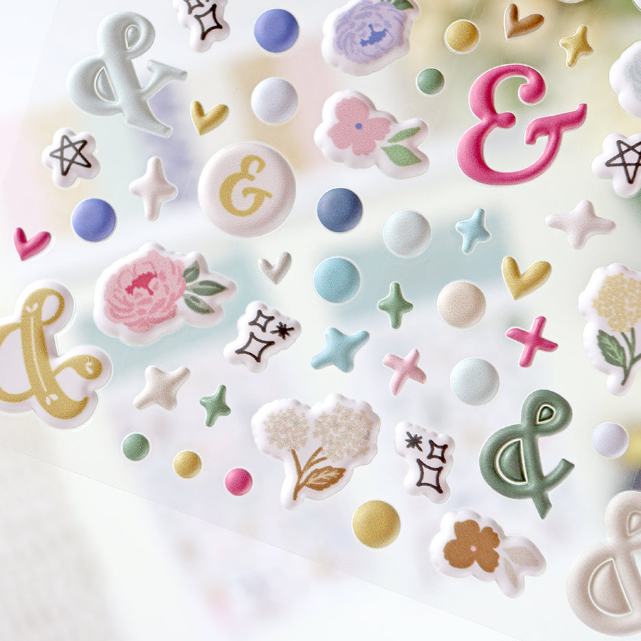 Puffys formas Edelweiss, Lora Bailora