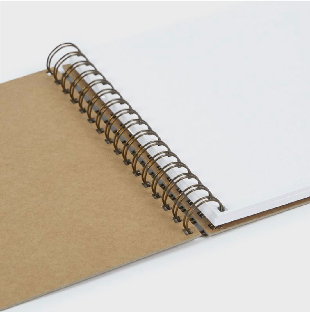 Álbum kraft 20 hojas Blanco 250grs 20.5cm x 20.5cm Wire-o bronce Basic Crea