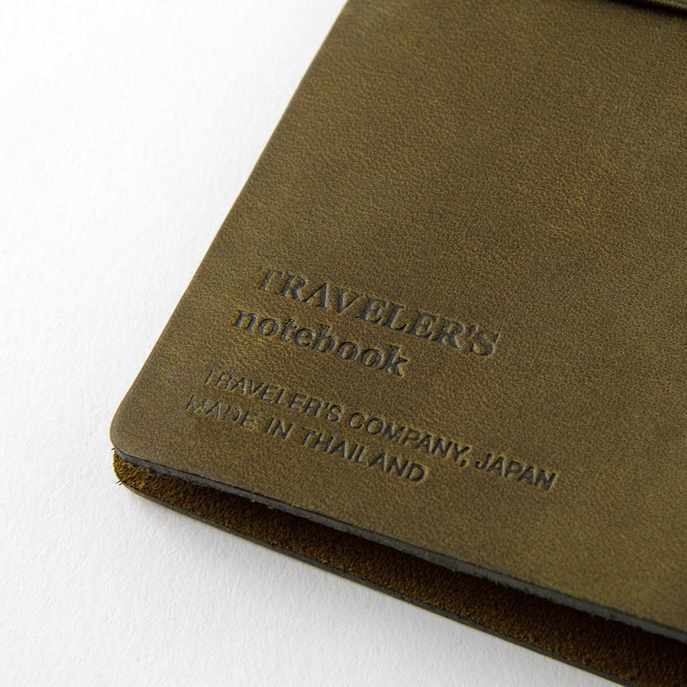 Traveler's Company| Cuaderno Traveler's Notebook Passport Size Olive Oliva